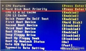 u盘装系统启动进不了pe,u盘装系统进不去bios黑屏