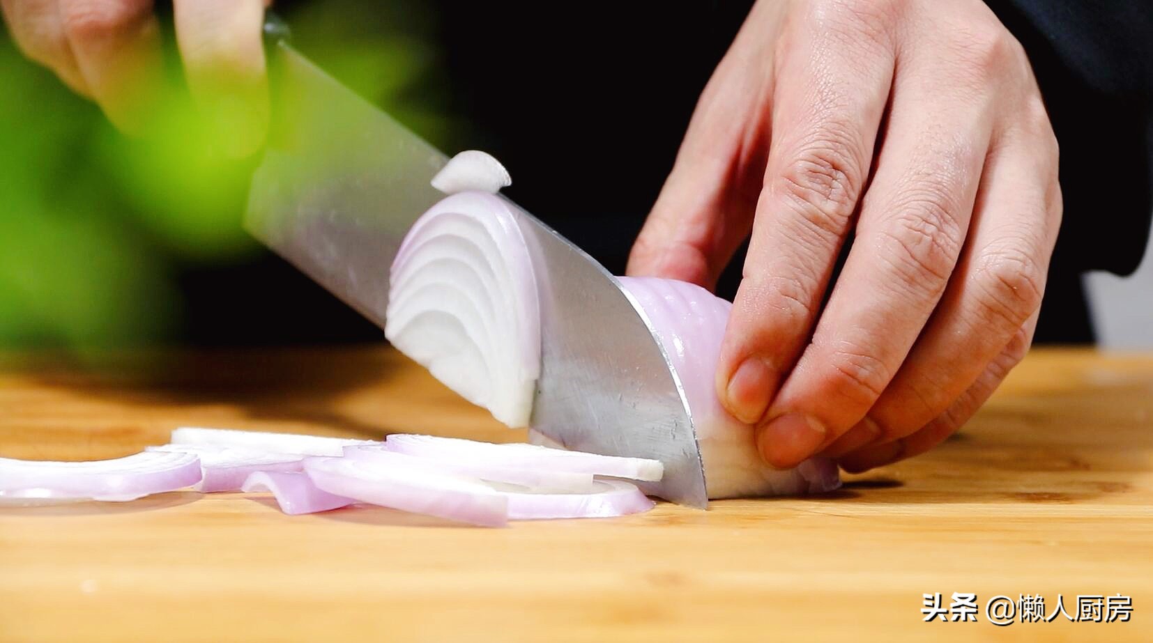 用炸鸡裹粉做脆皮炸鸡的方法,怎么做炸鸡让人吃了还想吃