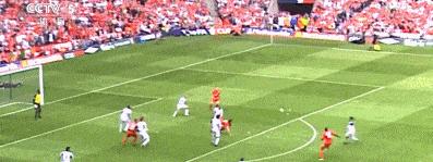 盘点足球场上十大重炮球,盘点足坛上的重炮轰门