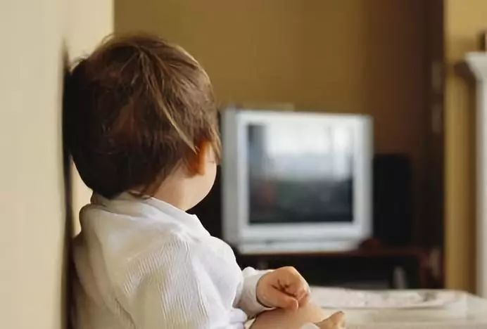 “妈妈，电视里的人出来了”父母以为孩子恶作剧，5天后发现问题