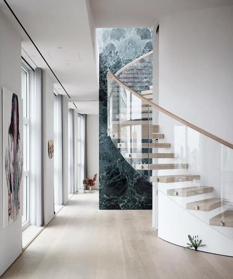 这个顶层复式，这样的北欧风，太美了