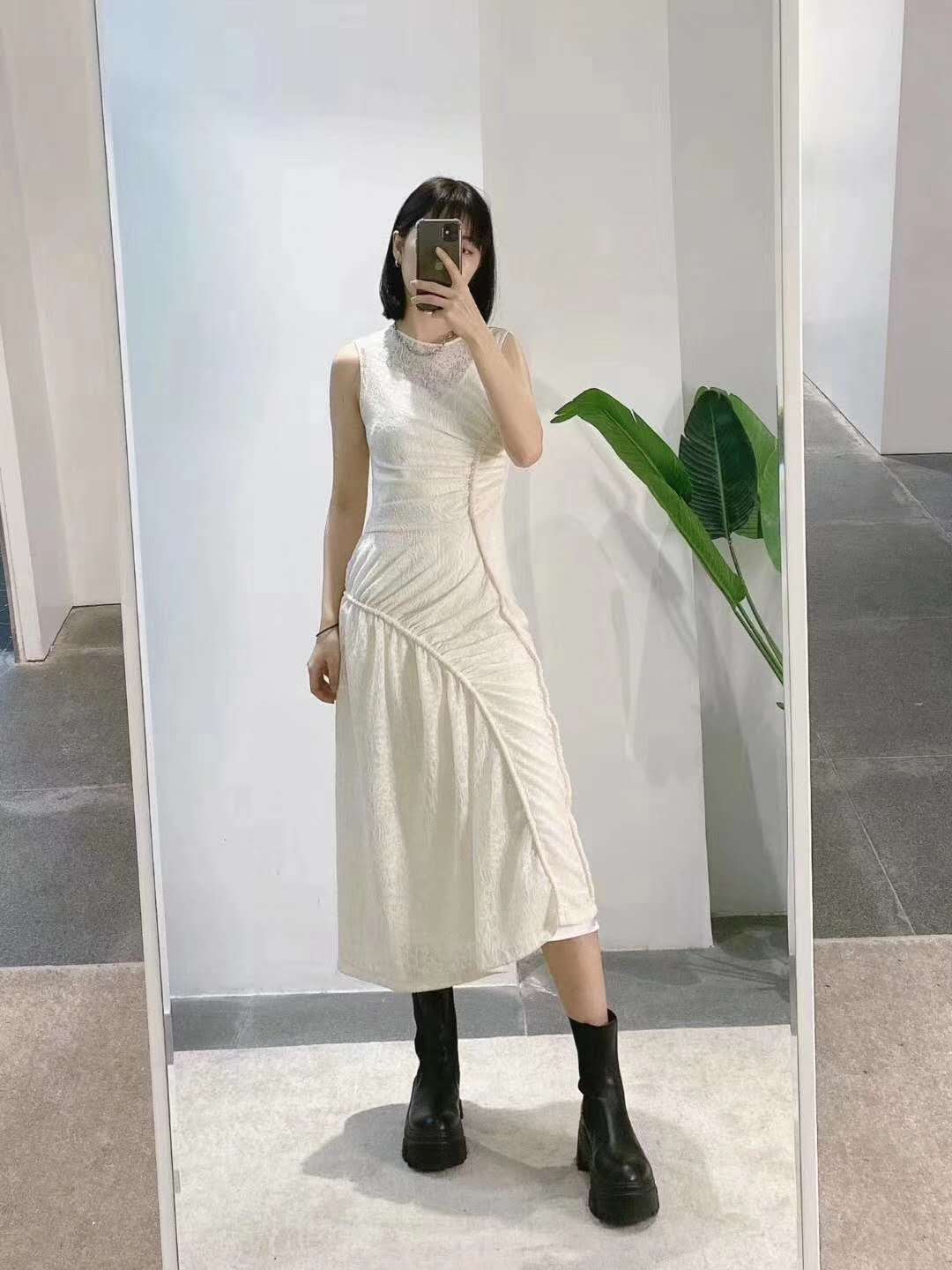 深圳南油金晖原创高端女装直播,深圳南油金晖原创女装价格