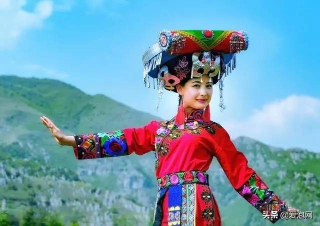 贵州最美避暑胜地,贵州六盘水乌蒙大草原避暑攻略