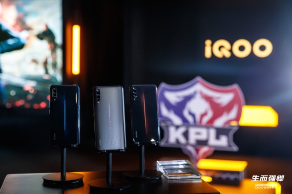 搭载索尼旗舰级IMX363传感器，iQOO拍照效果如何？样张会说话