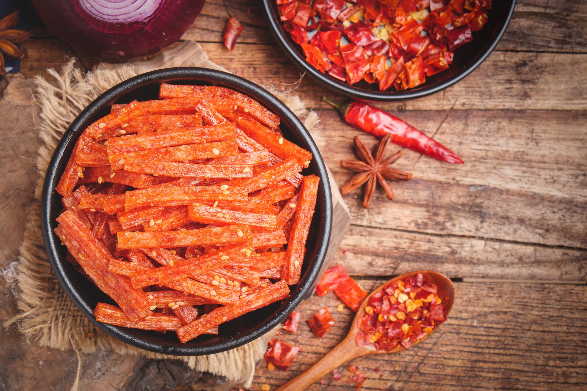 辣条怎么做的看完之后还敢吃吗,辣条可以用什么来做