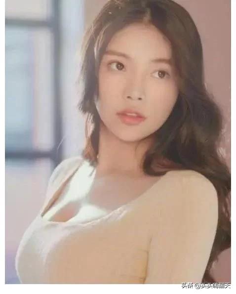 徐冬冬意大利足球宝贝高清壁纸,足球宝贝徐冬冬高清壁纸2010年