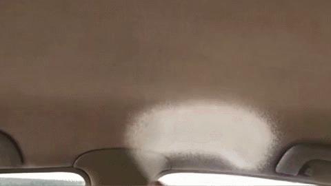 特斯拉碰撞召回,特斯拉回应车辆行驶中天窗脱落