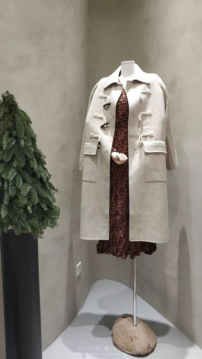 韩国东大门档口服装批发市场图片,韩国东大门服装批发有几个大楼