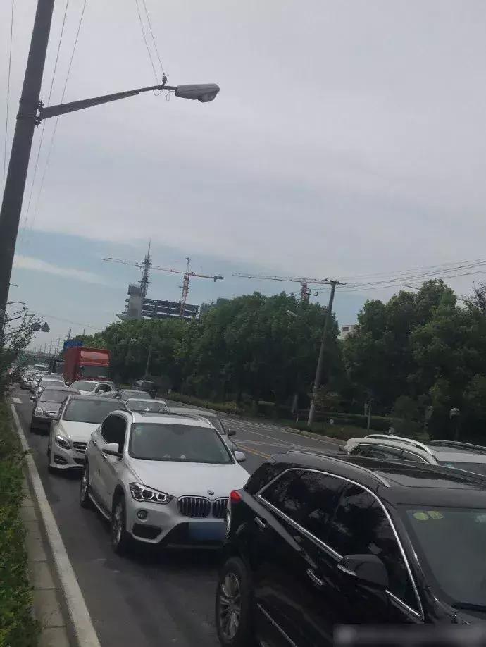 costco开业半天歇业,costco第一天营业