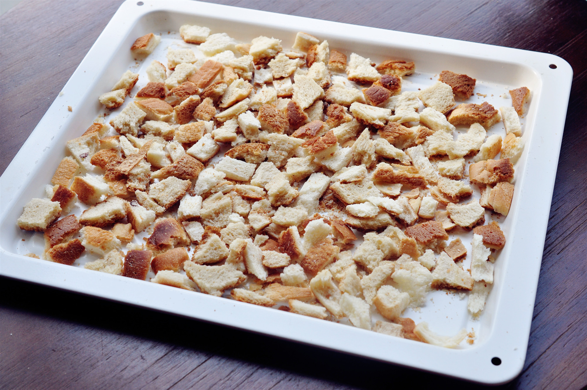 剩面包不要扔了,剩面包做甜品