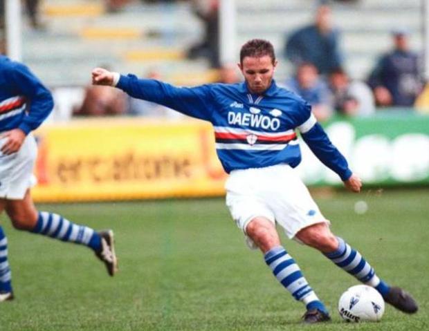 十大任意球大师英语,十大任意球大师儒尼尼奥