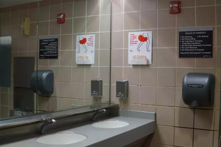 描绘抑郁症、智能天气、节水……除了看，海报居然还能这么用？!