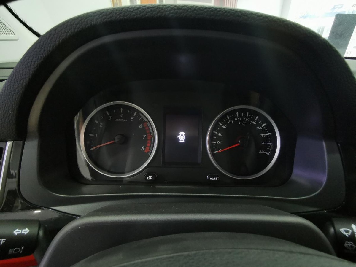 风行sx6手动豪华测评,预算不高大七座风行sx6