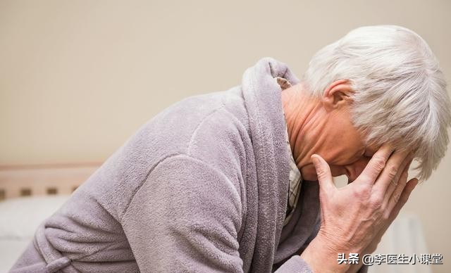 家人脑出血了安全了怎么安慰,家人突发脑溢血的急救措施