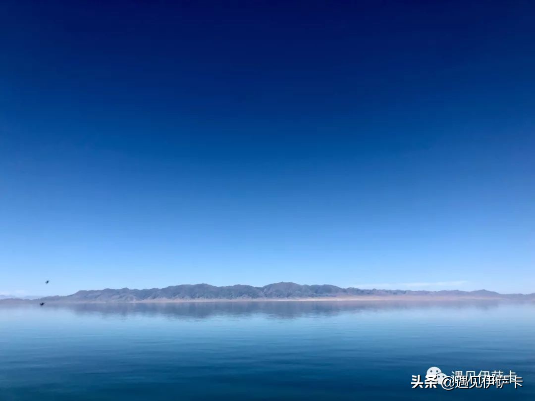 这个湖泊有韵味,有一个神秘而美丽的湖泊