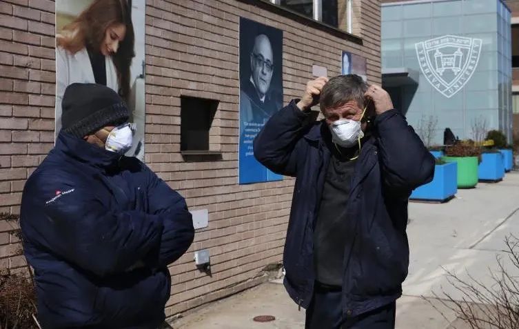 为什么欧美人反感戴口罩,国外人和中国人戴口罩的接受程度