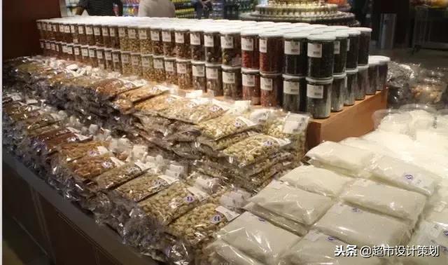 超市食品陈列摆放效果图,超市休闲食品创意陈列图片