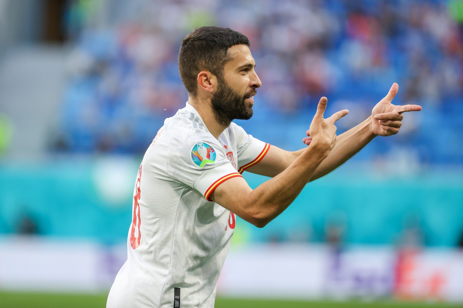 巴萨为何执意跟登贝莱续约,巴萨可以放弃登贝莱吗