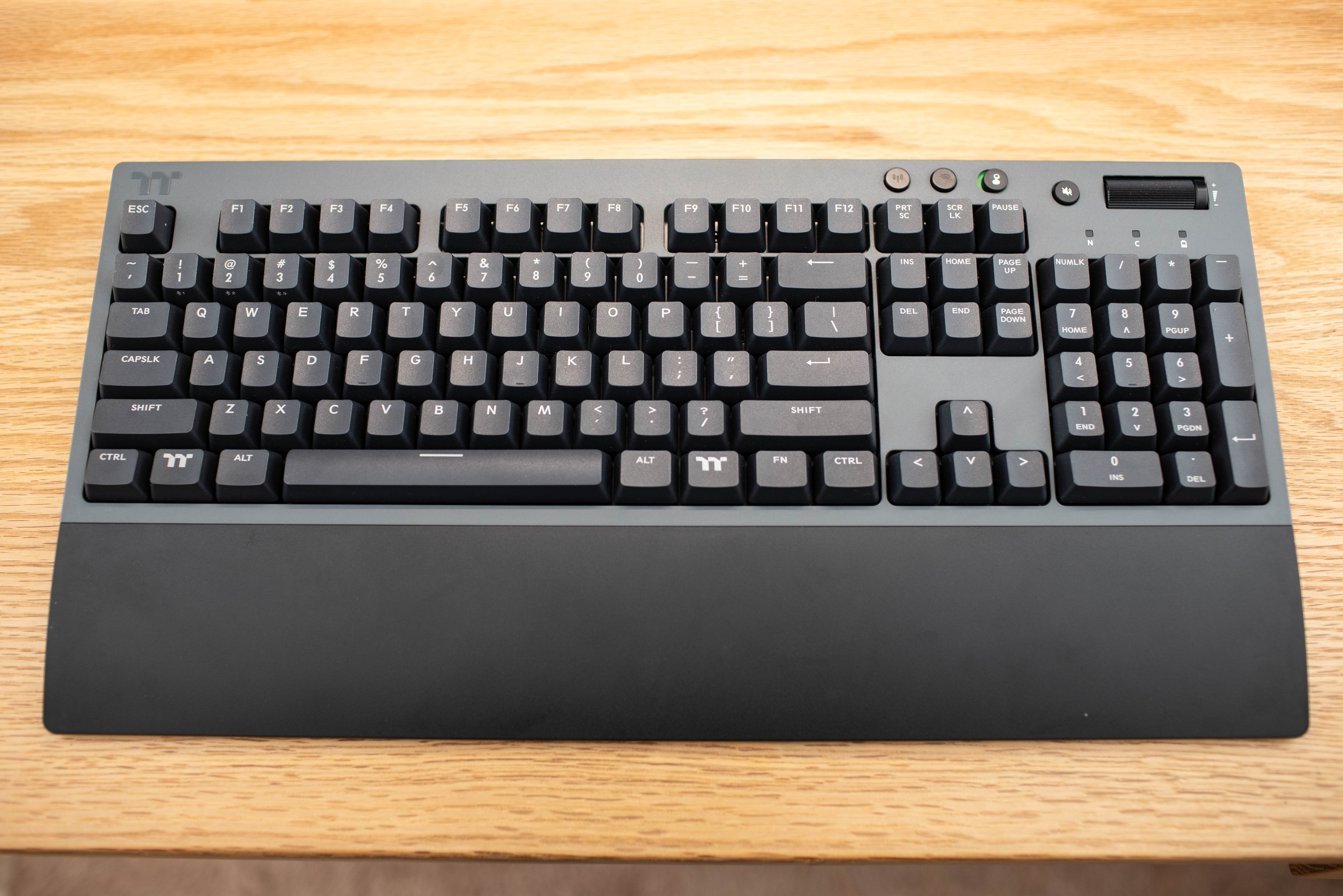 tt快银轴键盘,ttc最新键盘