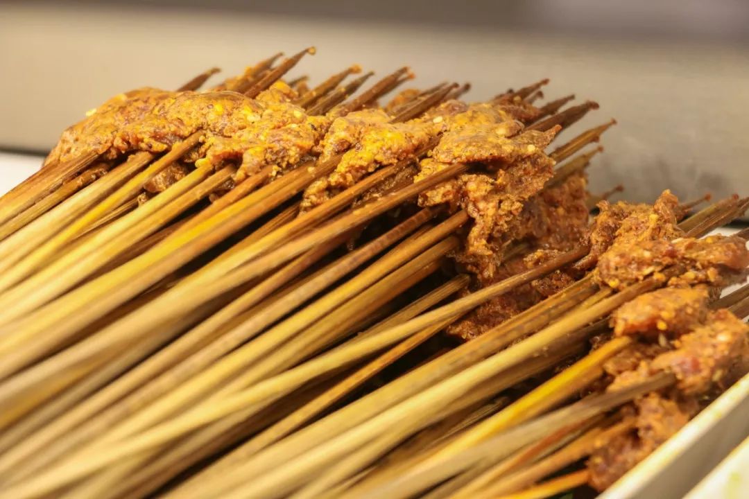 探店屋头串串,探店成都味道