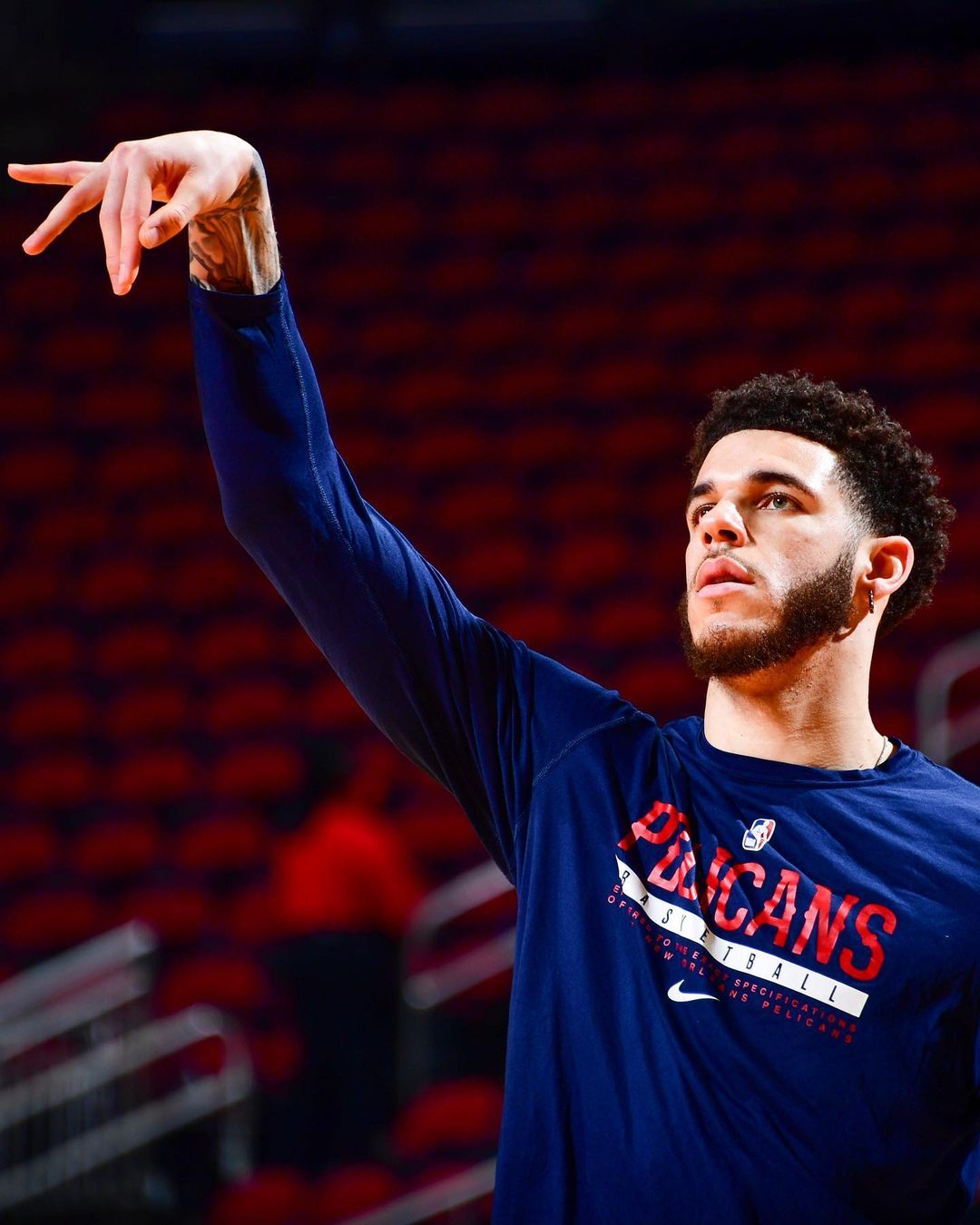 队友肯定！鹈鹕真该给他顶薪，魔术师：他是联盟球商最高的