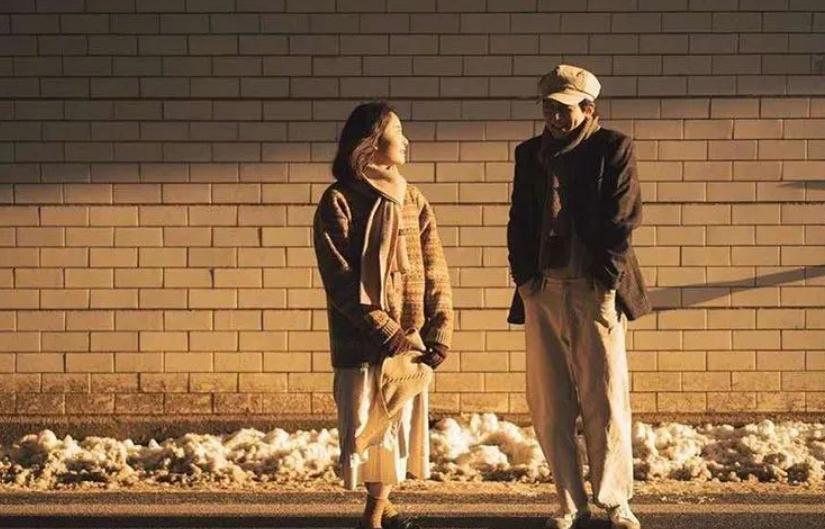 已婚男人克制不联系女人的表现,男人深爱你却不联系你也不回信息