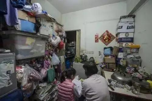 香港棺材房纪录片完整版,香港的棺材屋你见过吗