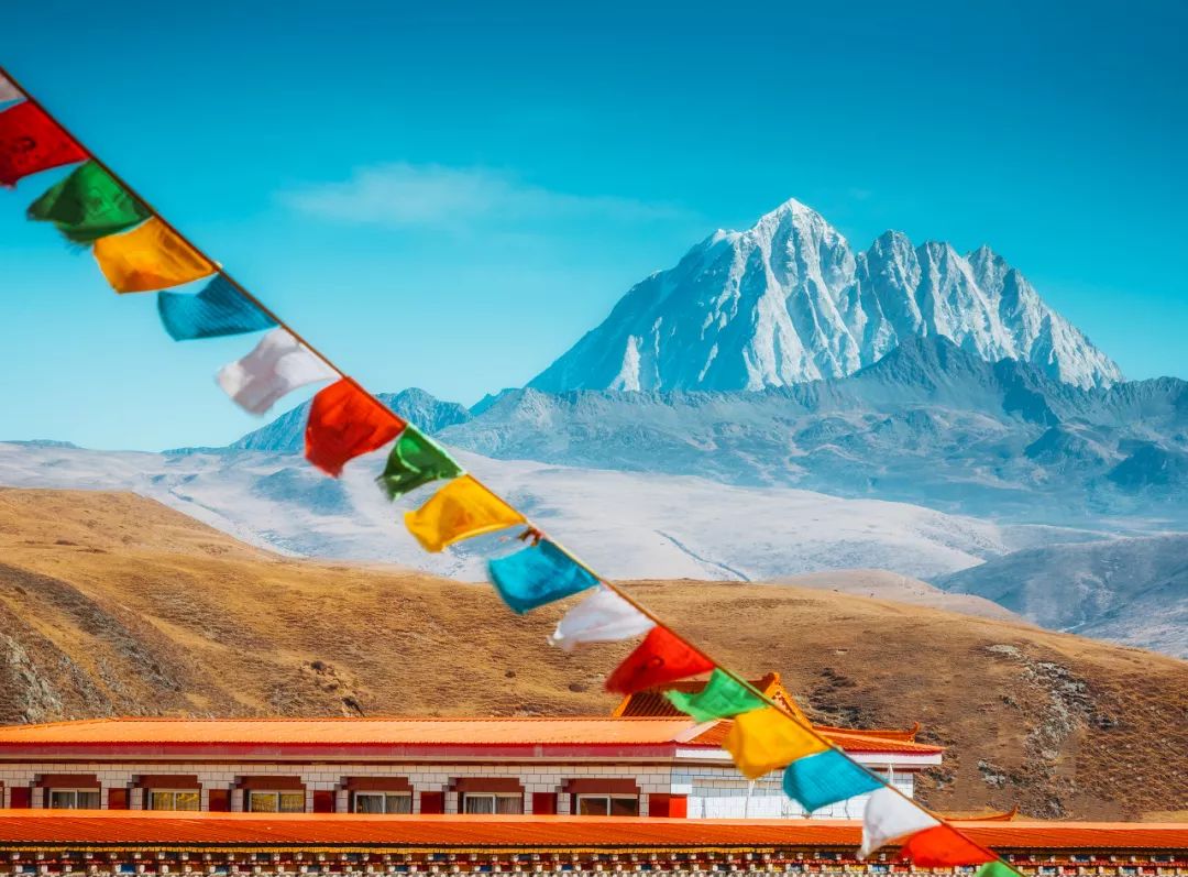 情歌故乡，格萨尔王故里，不去*藏西**就去梦中的香巴拉