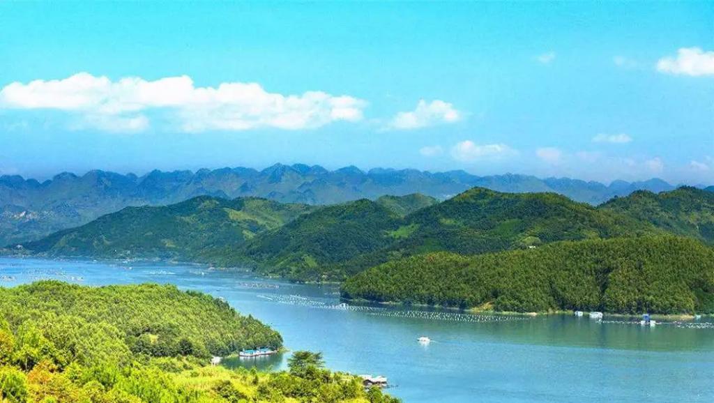 贵州值得去看的湖,贵州湖泊旅游
