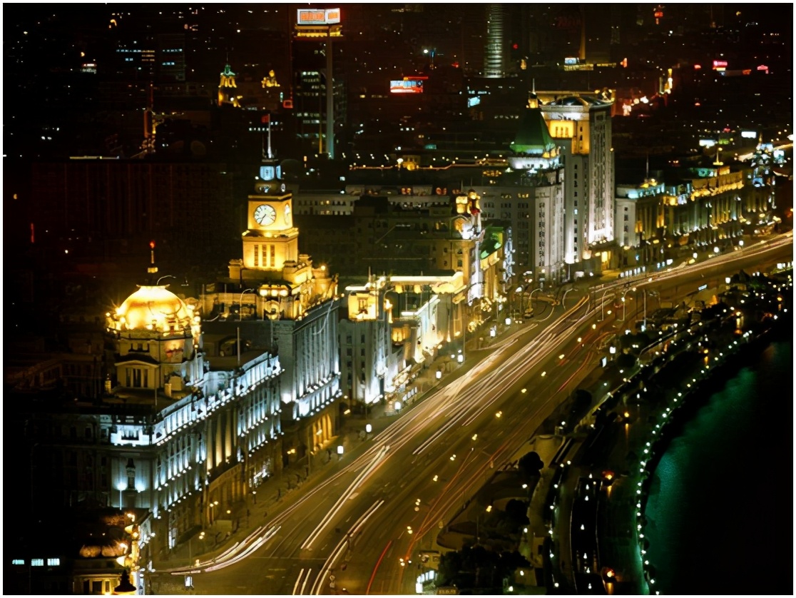 上海最高的楼叫什么大厦,上海外滩介绍200字