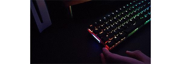 游戏宅理想桌面,电竞头戴式耳机rog棱镜s