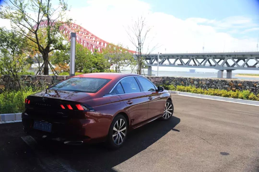 标致508l和阿特兹驾驶感受,这一代标致508l操控到底怎么样