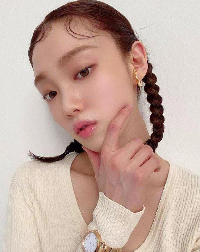 李小璐嘻哈麻花辫,李小璐泫雅风