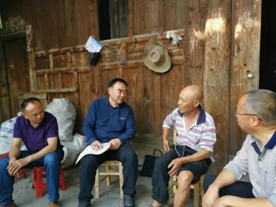 鏁簬杈冪湡鏁簬纰扮‖,鏁簬鐩撮潰鐭涚浘鏁簬杈冪湡纰扮‖