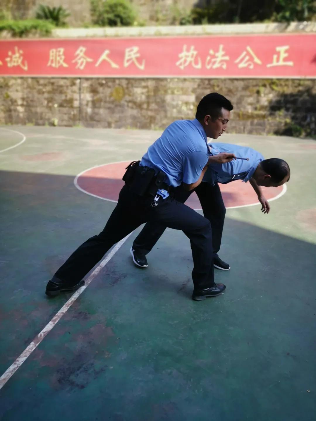 厉害缉毒警察,公安局禁毒大队排名