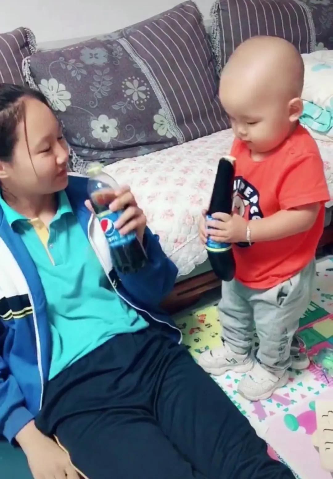 萌娃视频爆红抖音，CGTN带你走进儿童网红们的世界