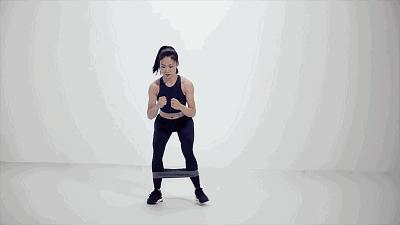 冬天在健身房还是室外运动比较好,家庭健身动作在家就能练出好身材