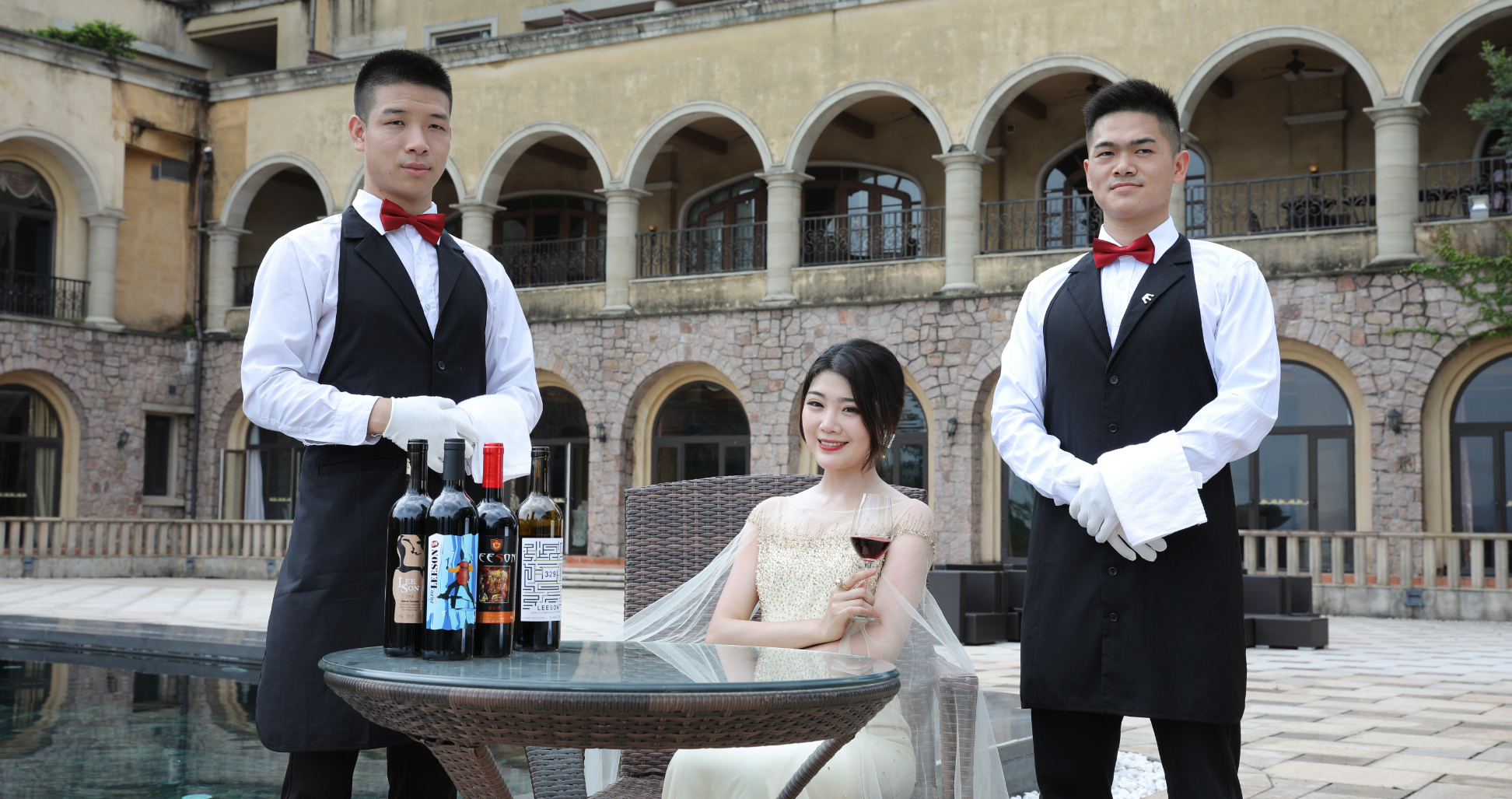 红酒为什么要分级？听雷盛红酒来发声