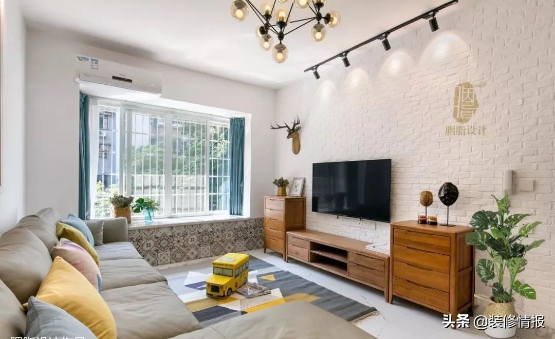 电视背景墙施工现场视频,悬空电视背景墙干挂施工步骤