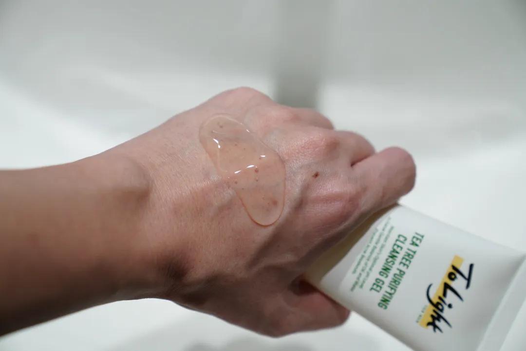 男士积雪草小气泡洗面奶,积雪草男士洗面奶