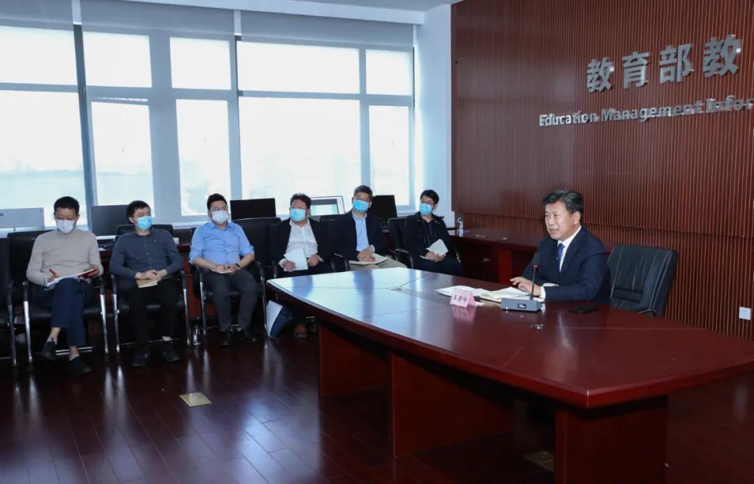 钟南山李兰娟张文宏同时发声,钟南山李兰娟张文宏同台指导