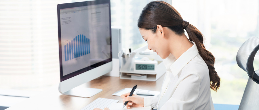 外阴老是瘙痒怎么回事怎么治疗,外阴总是瘙痒是什么原因呢