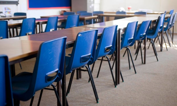 澳23岁女教师被控侵犯14岁男学生,澳大利亚女老师性侵17岁男孩案