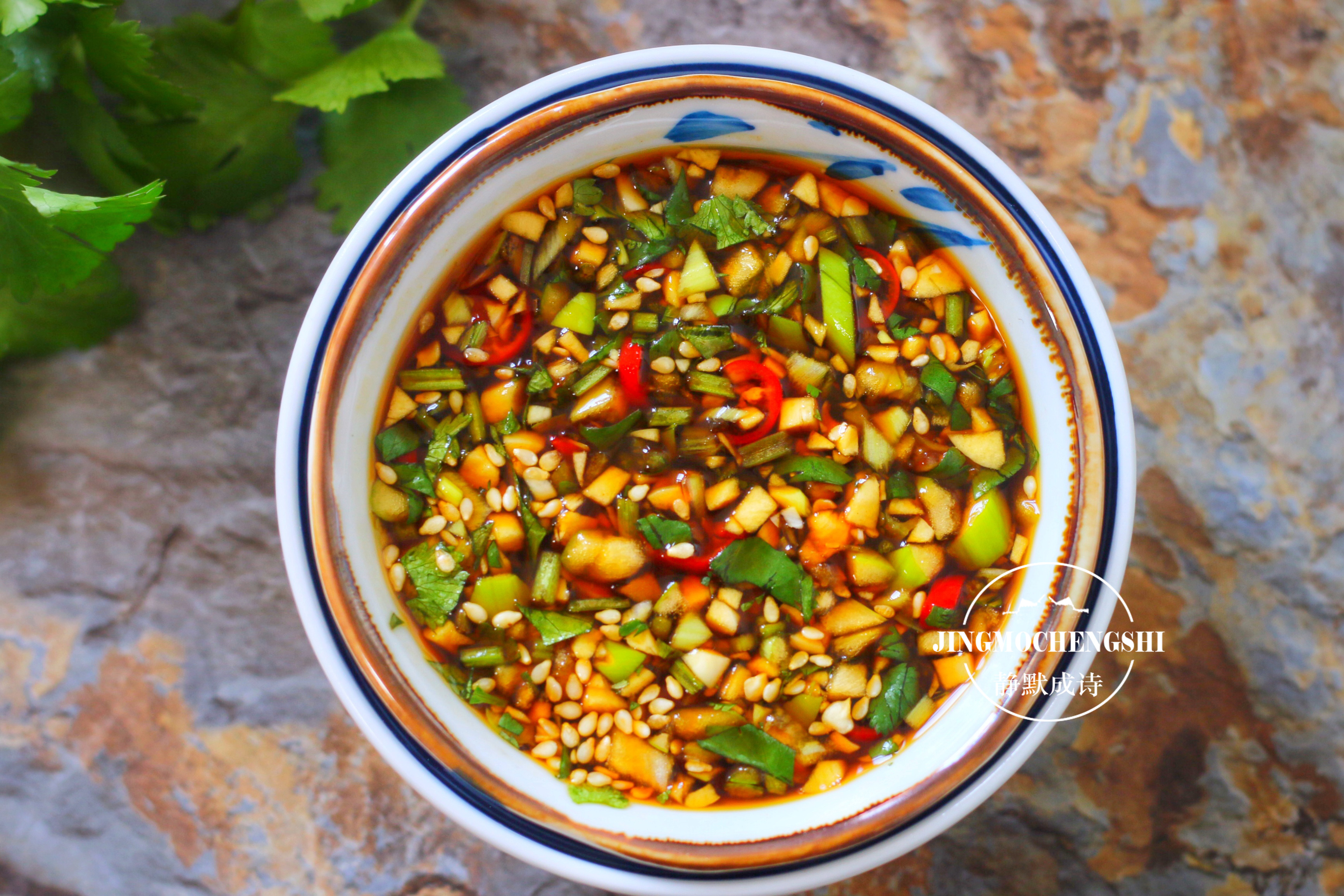 教你做万能蘸料,凉拌菜火锅干碟蘸料怎么调才好吃