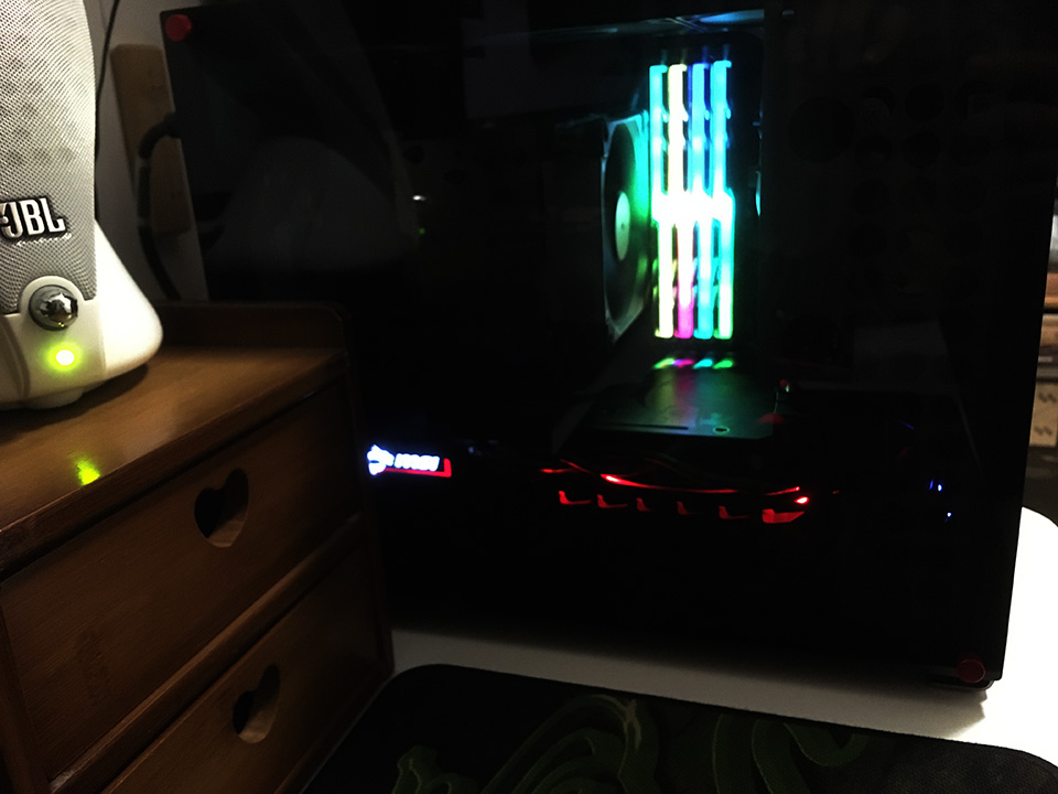 老机箱装大显卡要怎么改造,能装大显卡的小机箱