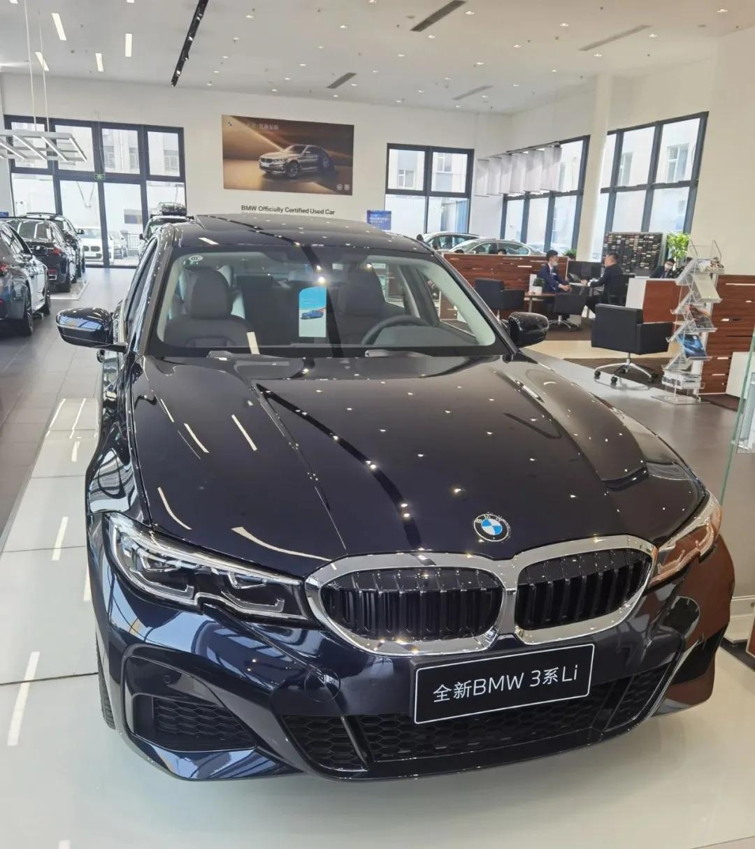 来宝马4s店看车,骏宝行宝马4s