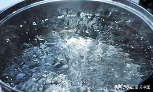 大白话说中医第十六期,中医专家谈枸杞的正确吃法