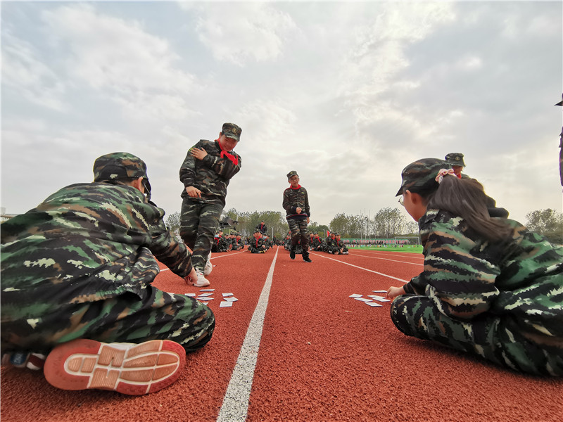 挑战自我,放飞梦想——淮安市楚州实验小学开展学生励志成长教育综合实践活动