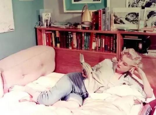 无美颜无滤镜真实才是最美的,无美颜无滤镜前的我可以很美