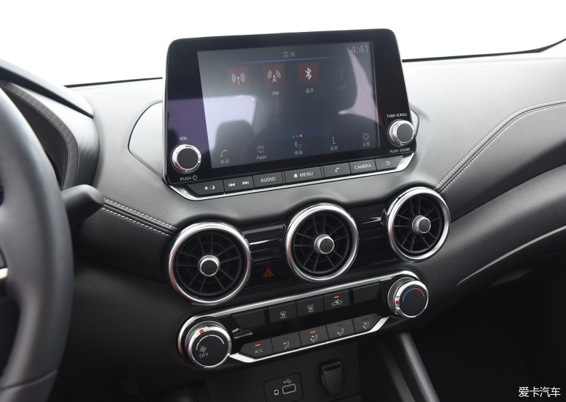 15万左右轩逸提车作业,15万预算省油性价比高的家轿